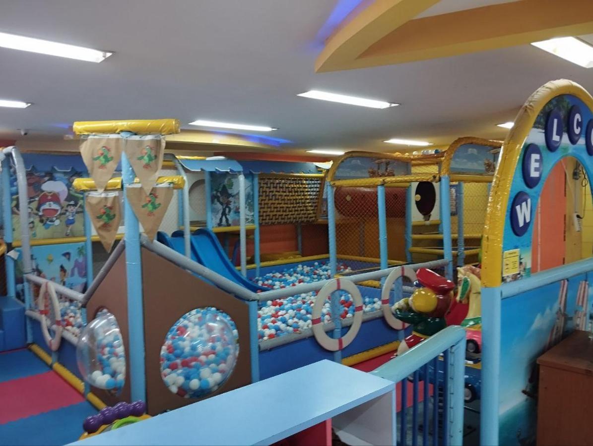Hotel Syariah Selamat Sukabumi Extérieur photo